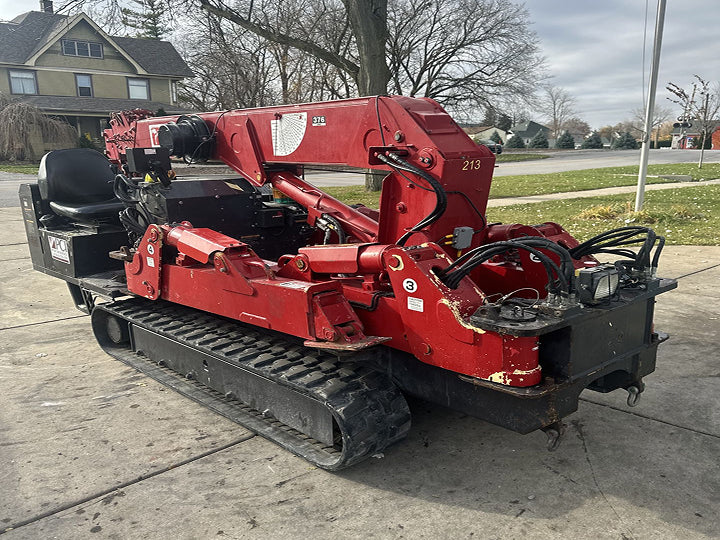 UNIC SPYDERCRANE URW376